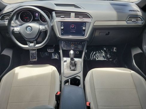 Used 2021 Volkswagen Tiguan SE R-Line FWD image 13