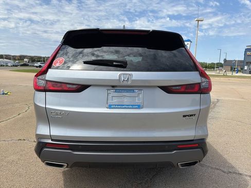 Used 2025 Honda CR-V Sport Touring image 6