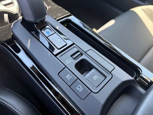New 2026 Toyota Prius XLE FWD image 23