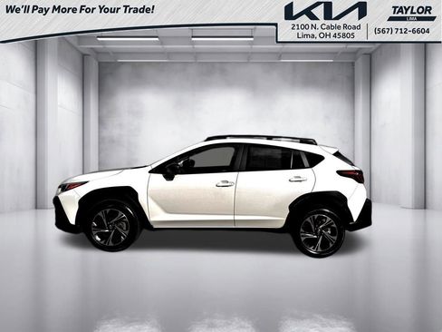 Used 2024 Subaru Crosstrek 2.0i Premium w/ Crosstrek Mirror Package image 15
