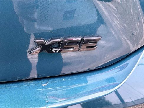 Used 2025 Toyota Camry XSE FWD image 10