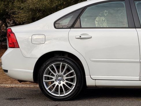 Used 2010 Volvo S40 2.4i image 21