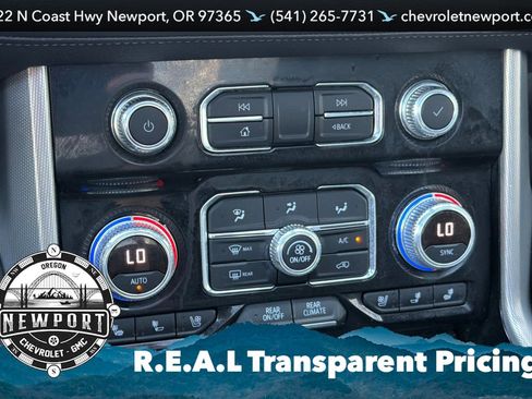 Used 2021 GMC Yukon Denali w/ Denali Premium Package image 23