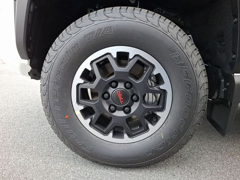 New 2026 Toyota Tacoma TRD Off-Road image 4