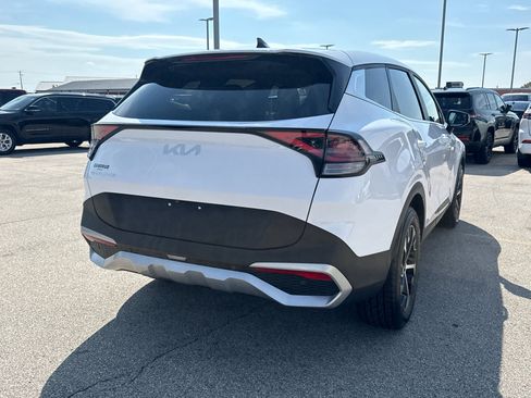Used 2023 Kia Sportage EX FWD image 5