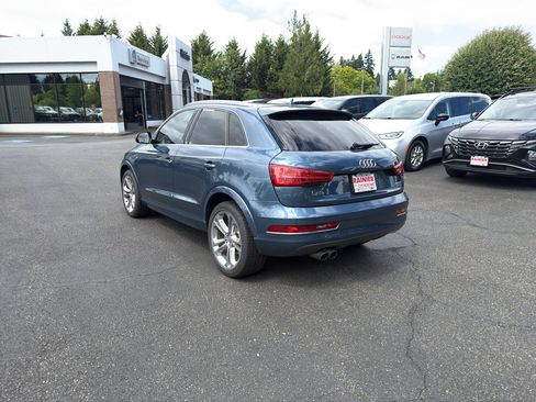 Used 2018 Audi Q3 2.0T Premium Plus w/ Premium Plus Package AWD/4WD image 9