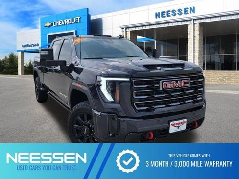 Used 2025 GMC Sierra 2500 AT4 w/ AT4 Premium Plus Package AWD/4WD image 1