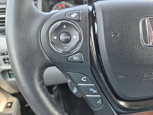 Used 2020 Honda Ridgeline RTL-E image 14
