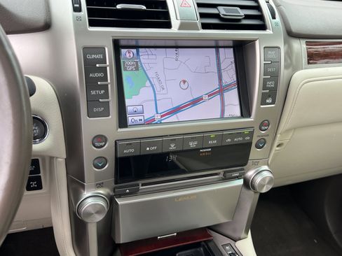 Used 2013 Lexus GX 460 w/ Comfort Plus Pkg AWD/4WD image 16