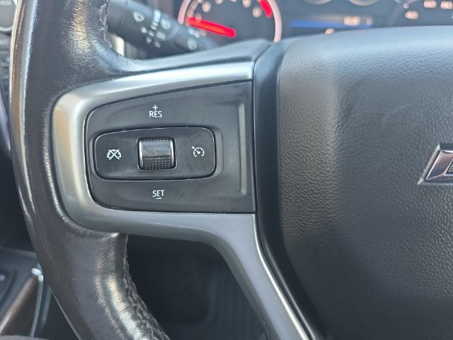 Used 2022 Chevrolet Silverado 1500 RST w/ LPO, Blackout Package AWD/4WD image 17