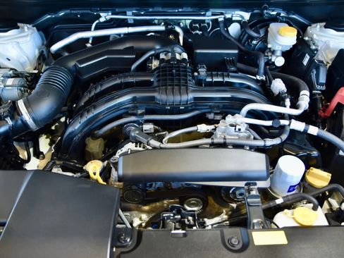 Used 2021 Subaru Crosstrek 2.0i Premium w/ Moonroof Package image 27