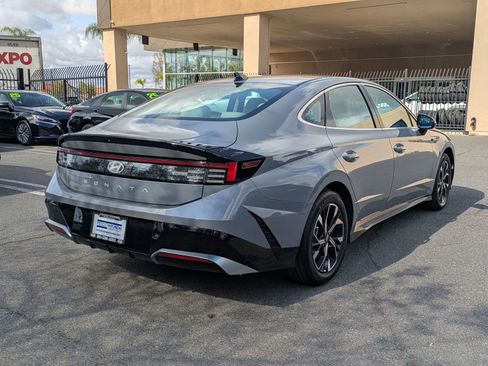 Certified 2025 Hyundai Sonata SEL FWD image 3