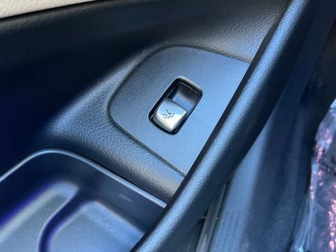 Used 2019 Mercedes-Benz E 300 image 38