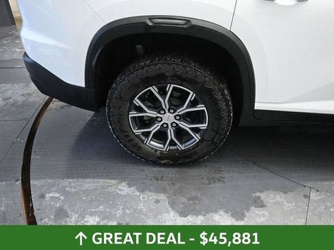 Used 2026 GMC Acadia AT4 AWD/4WD image 24