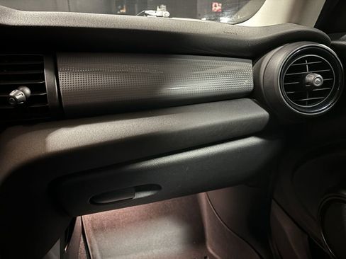 Used 2019 MINI Cooper 2-Door Hardtop w/ Storage Package image 56