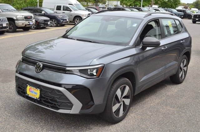 Used 2025 Volkswagen Taos S AWD/4WD image 4