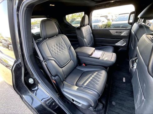 Used 2025 INFINITI QX80 Autograph image 26