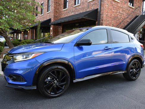 Used 2022 Honda HR-V Sport image 2