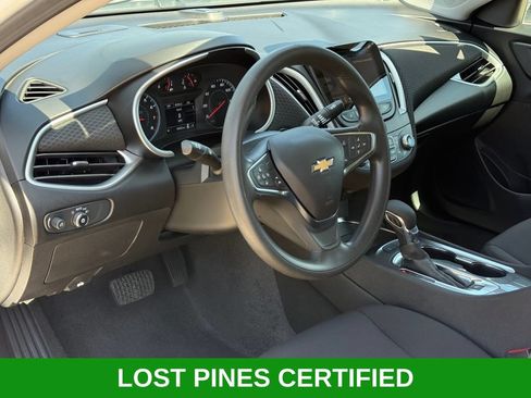 Used 2024 Chevrolet Malibu LT FWD image 10