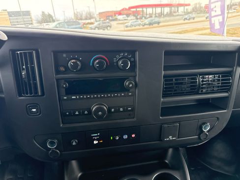 New 2025 GMC Savana 2500 w/ Driver Convenience Package RWD image 10