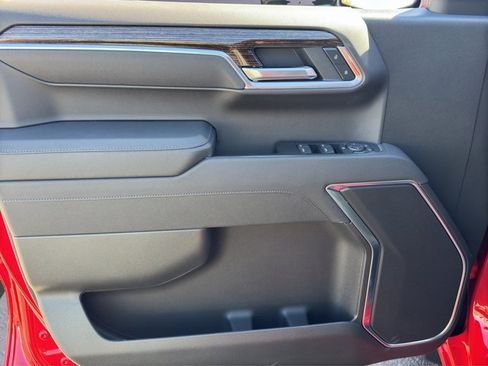 New 2026 GMC Sierra 1500 Elevation image 13