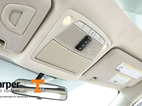 Used 2016 Nissan Rogue SL image 26