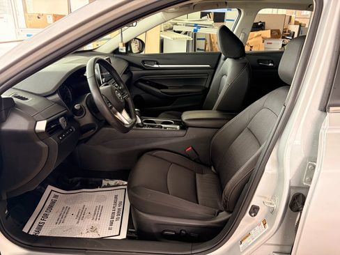 Used 2022 Nissan Altima 2.5 SV w/ SV Premium Package AWD/4WD image 54