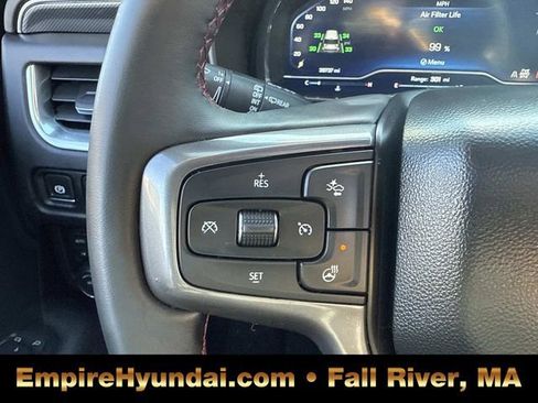 Used 2024 Chevrolet Suburban RST w/ Sport Performance Package image 31