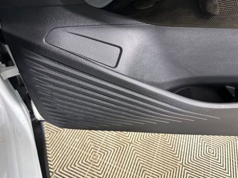 Used 2023 Volkswagen ID.4 Pro S image 29