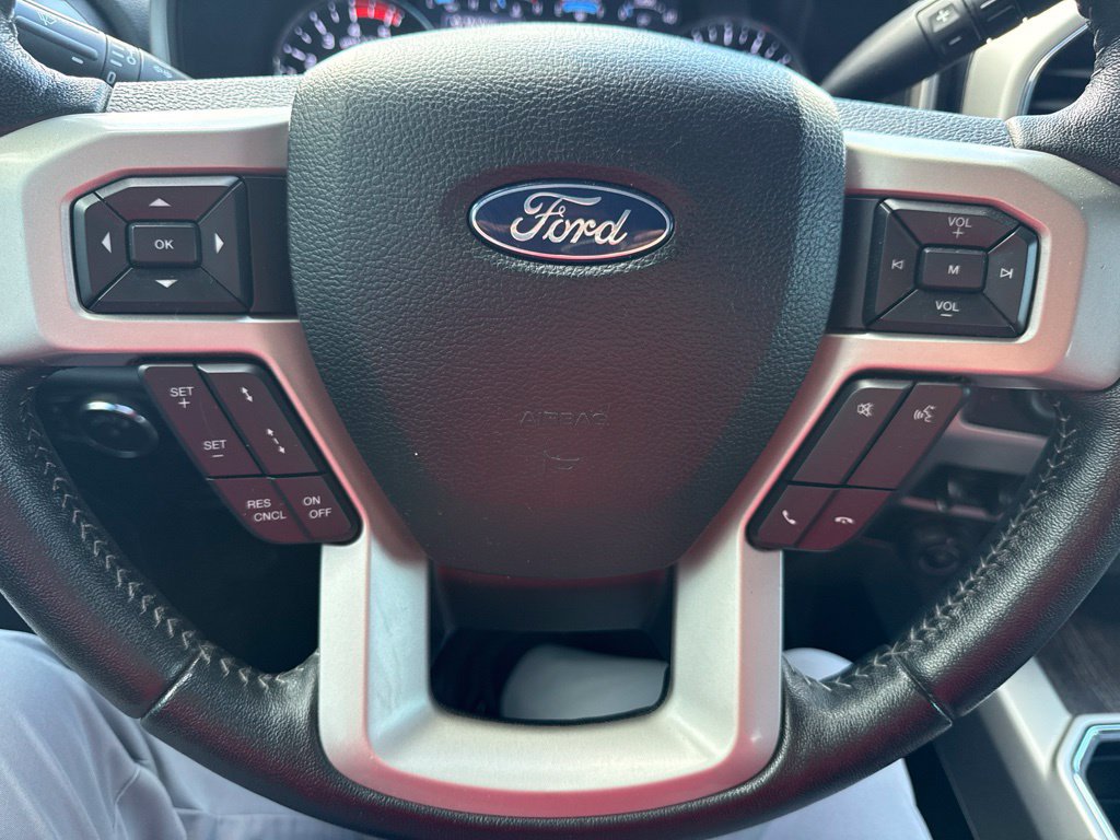 Used 2020 Ford F350 Lariat w/ Lariat Ultimate Package AWD/4WD image 14