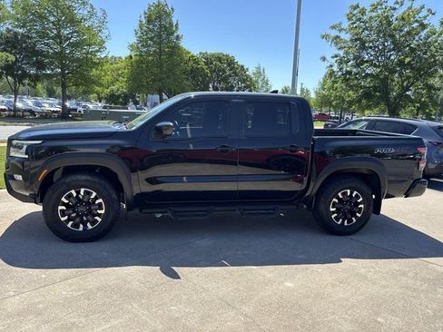 Used 2022 Nissan Frontier PRO-4X w/ Technology Package AWD/4WD image 9