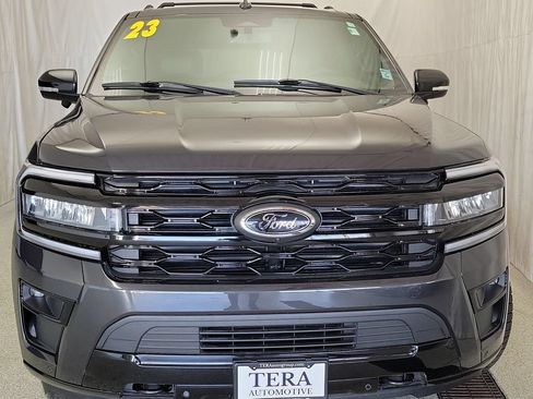 Used 2023 Ford Expedition Max Limited AWD/4WD image 3
