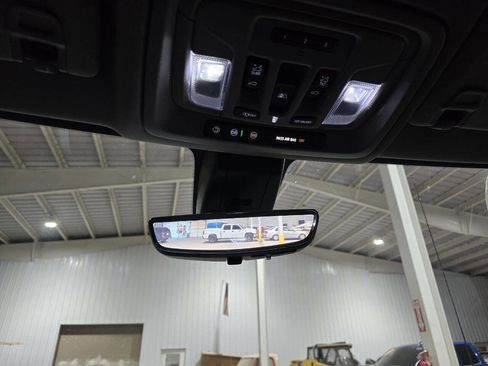 Used 2020 Chevrolet Silverado 1500 LTZ w/ LTZ Premium Package image 43