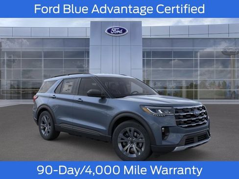 Used 2026 Ford Explorer Active w/ Active Comfort Package AWD/4WD image 8