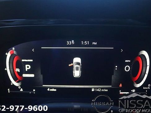 New 2026 Nissan Pathfinder Platinum image 18