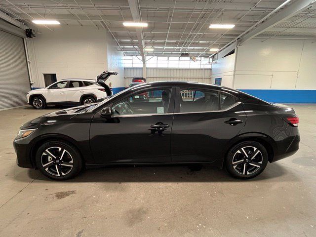 Used 2025 Nissan Sentra SV FWD image 6