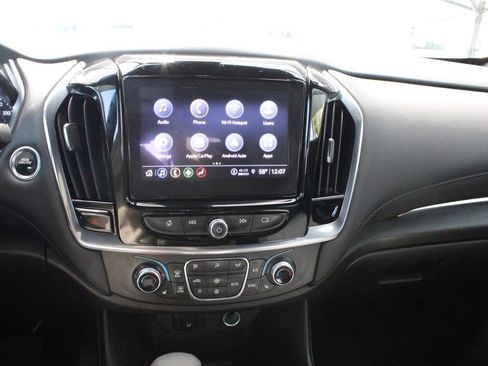 Used 2022 Chevrolet Traverse LT w/ LPO, Floor Liner Package AWD/4WD image 39