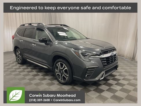 Used 2025 Subaru Ascent Touring AWD/4WD image 1
