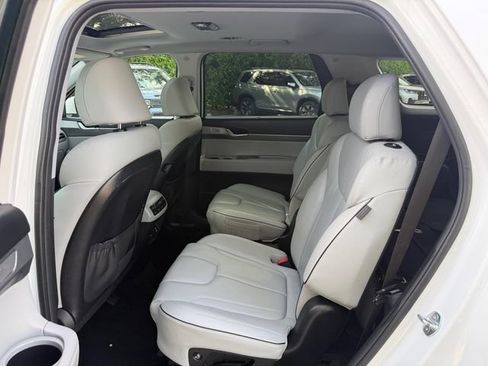 Used 2024 Hyundai Palisade SEL w/ Premium Package AWD/4WD image 14