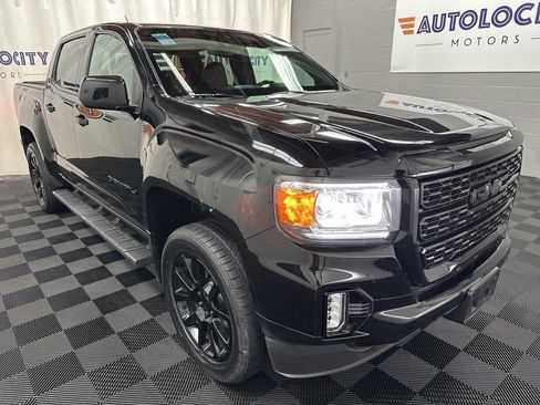 Used 2022 GMC Canyon Denali w/ Denali Black Edition Package AWD/4WD image 2