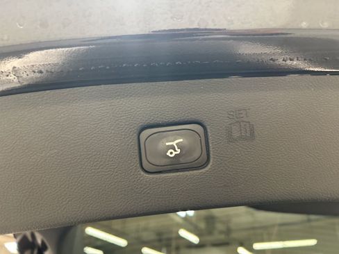 Used 2022 Ford Edge SEL w/ Convenience Package image 26