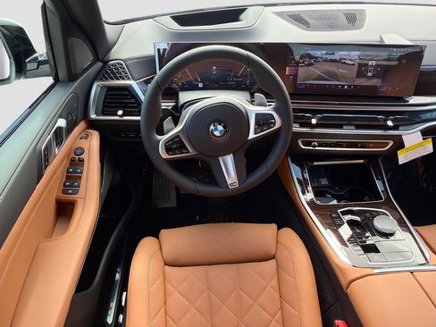 New 2026 BMW X5 xDrive40i w/ M Sport Package image 17
