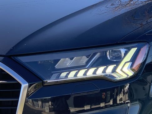 Used 2021 Audi Q7 3.0T Prestige image 6