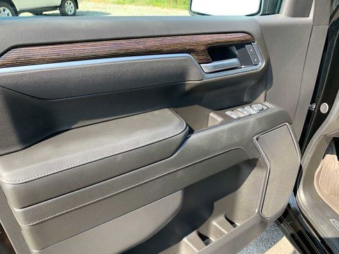 Certified 2025 GMC Sierra 1500 Elevation image 22