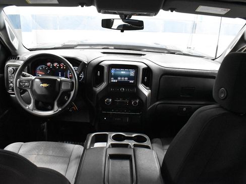 Used 2022 Chevrolet Silverado 2500 W/T w/ WT Convenience Package image 5