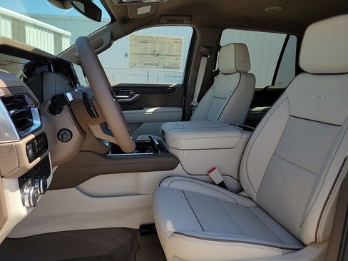 New 2026 GMC Yukon Denali AWD/4WD image 19