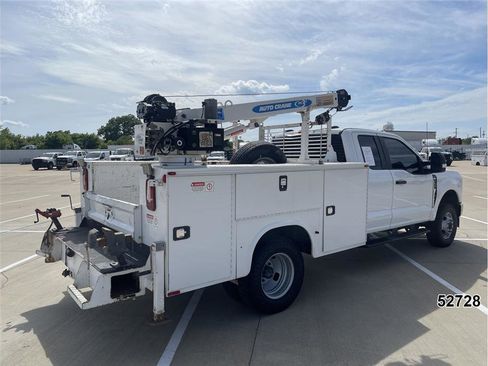 Used 2023 Ford F350 XL w/ XL Chrome Package AWD/4WD image 2
