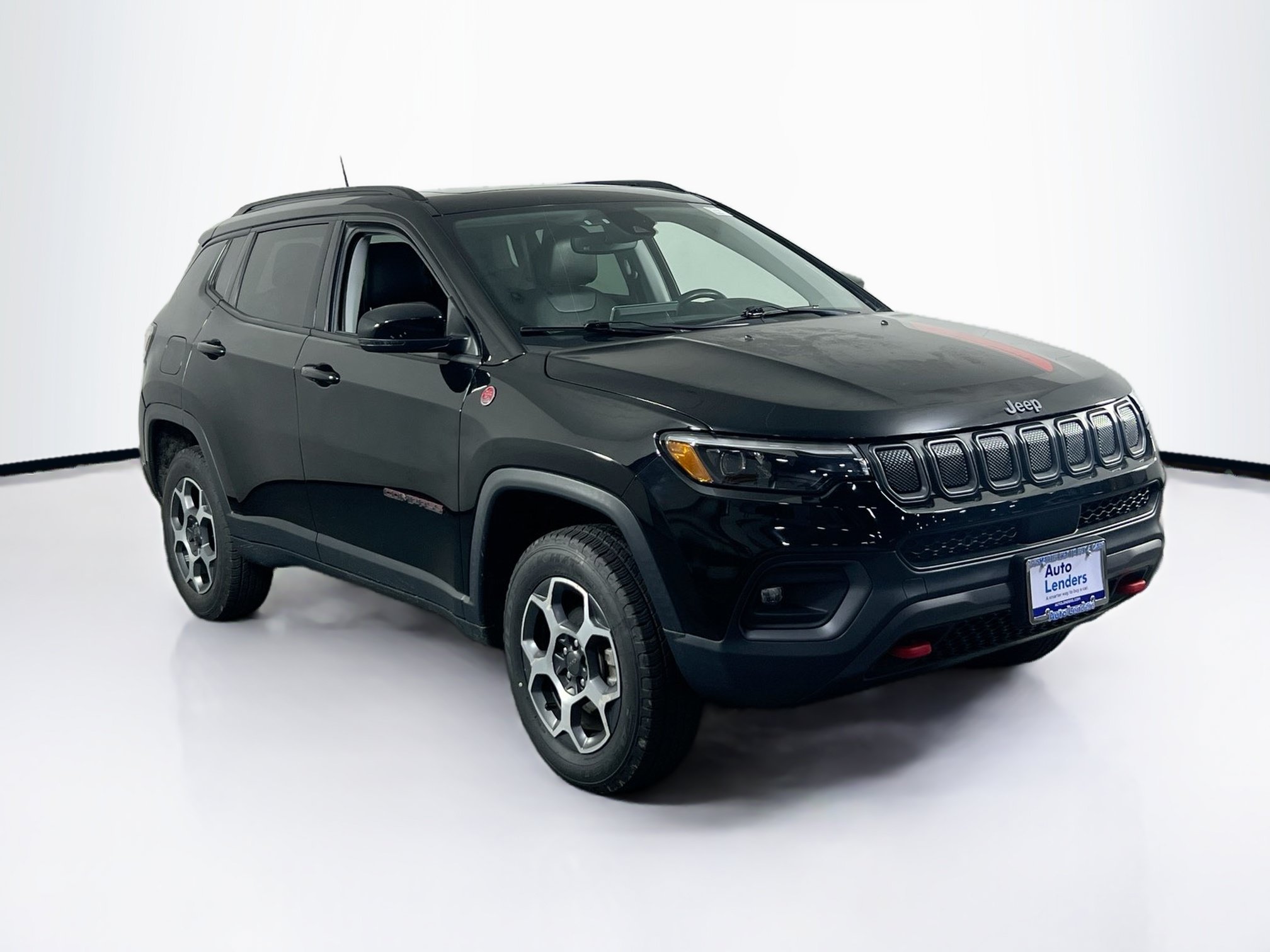 Used 2022 Jeep Compass Trailhawk w/ Trailhawk Elite Group AWD/4WD image 3