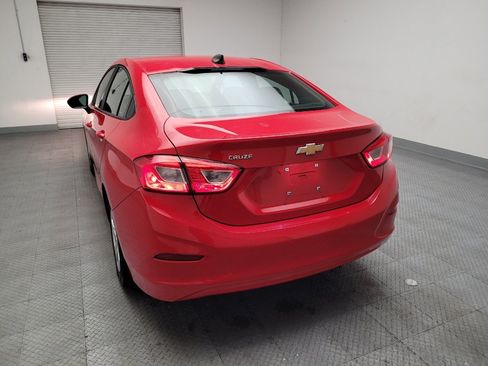 Used 2018 Chevrolet Cruze LS image 6