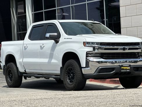 Used 2021 Chevrolet Silverado 1500 LT RWD image 1